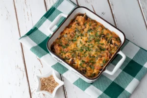 Gratin doré de courge butternut et pommes de terre, nappé de fromage et persil frais